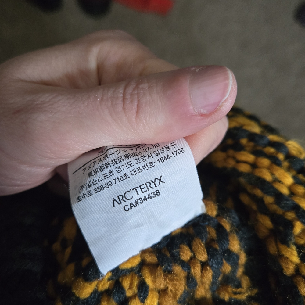 Arc'teryx Fernie Toque Winter Beanie Hat - Picture 4 of 4